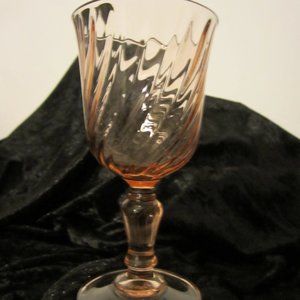 EUC - TEN 4oz Rose Swirl Vintage Wine glasses